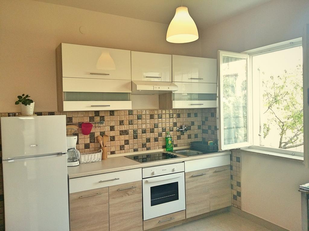 Jimmy Apartments Пула Екстериор снимка