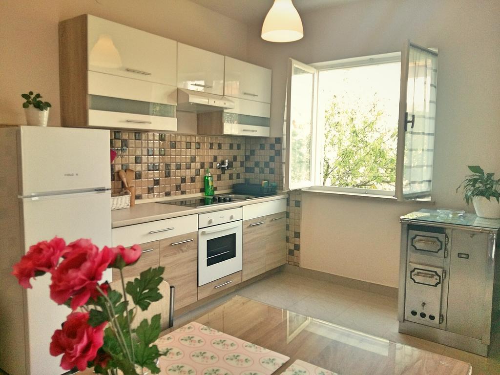 Jimmy Apartments Пула Екстериор снимка