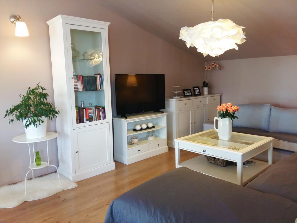 Jimmy Apartments Пула Екстериор снимка